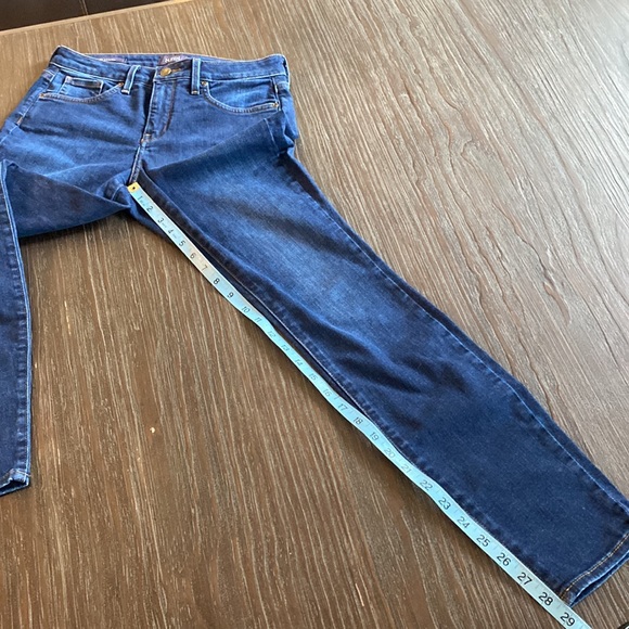 NYDJ jeans in size 2. Ami skinny fit in beautiful blue color. - Picture 8 of 8